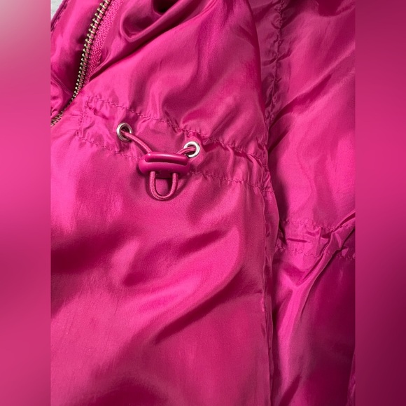 J.CREW Women's Fuchsia Down Puffer Vest w/adjustable waist string Size Small - Picture 5 of 7